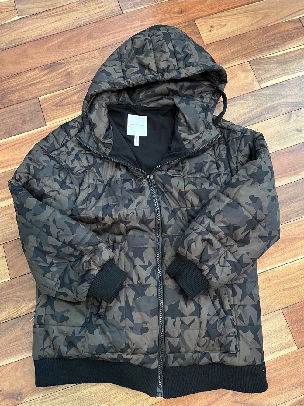 Avec Les Filles Olive Green & Black Camouflage Puffer Jacket